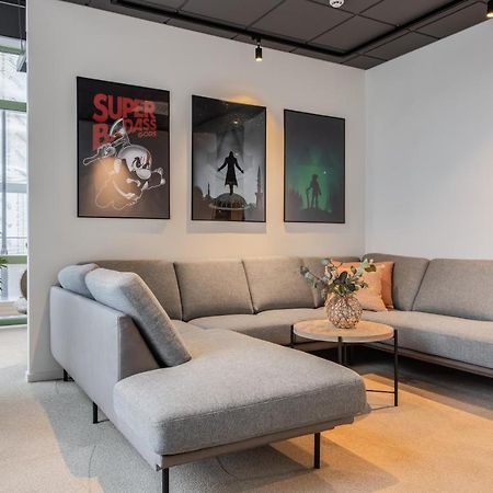 Homex Hotel For Gamers Täby Екстериор снимка