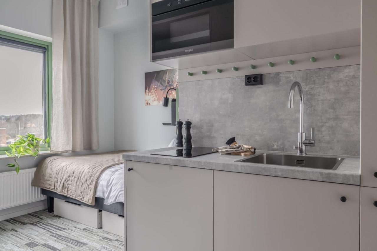 Homex Hotel For Gamers Täby Екстериор снимка