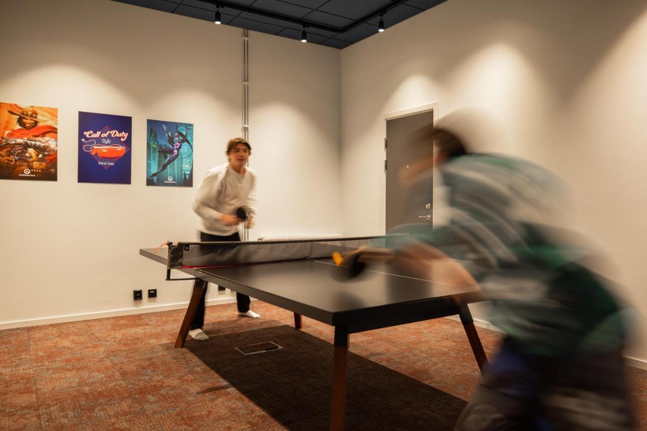 Homex Hotel For Gamers Täby Екстериор снимка
