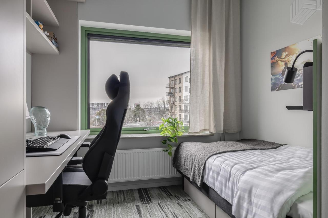 Homex Hotel For Gamers Täby Екстериор снимка