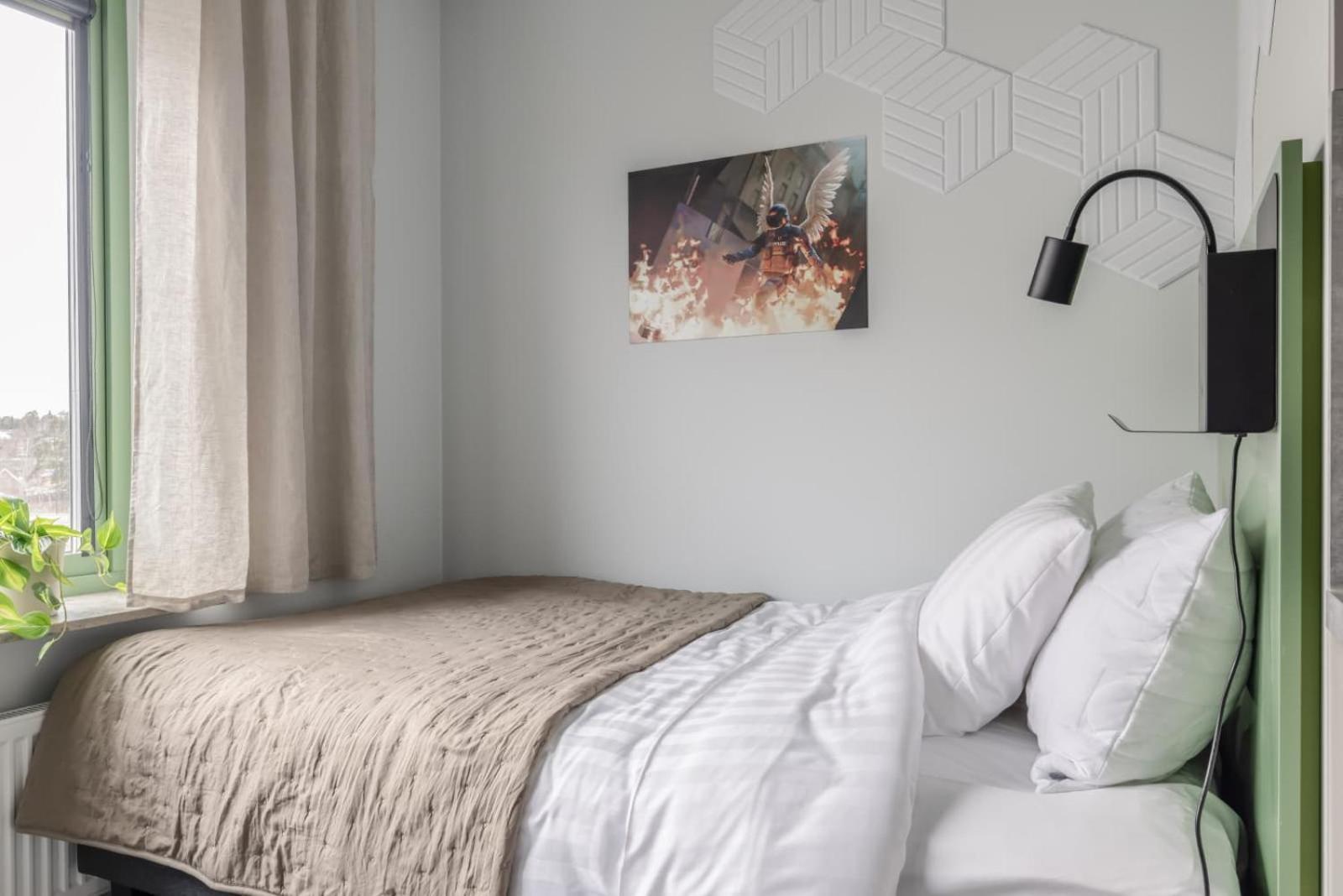 Homex Hotel For Gamers Täby Екстериор снимка